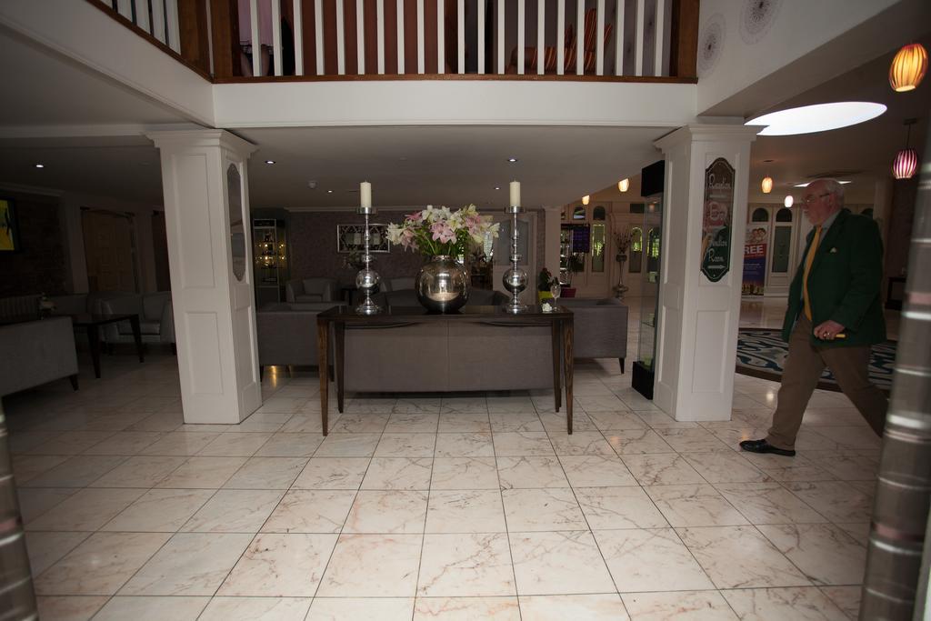 טראלי Earl Of Desmond Hotel מראה חיצוני תמונה